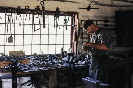 Les métiers de l'artisanat : une exploration approfondie